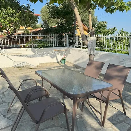 Santa Marina Garden - A Case de vacanță Asprovalta